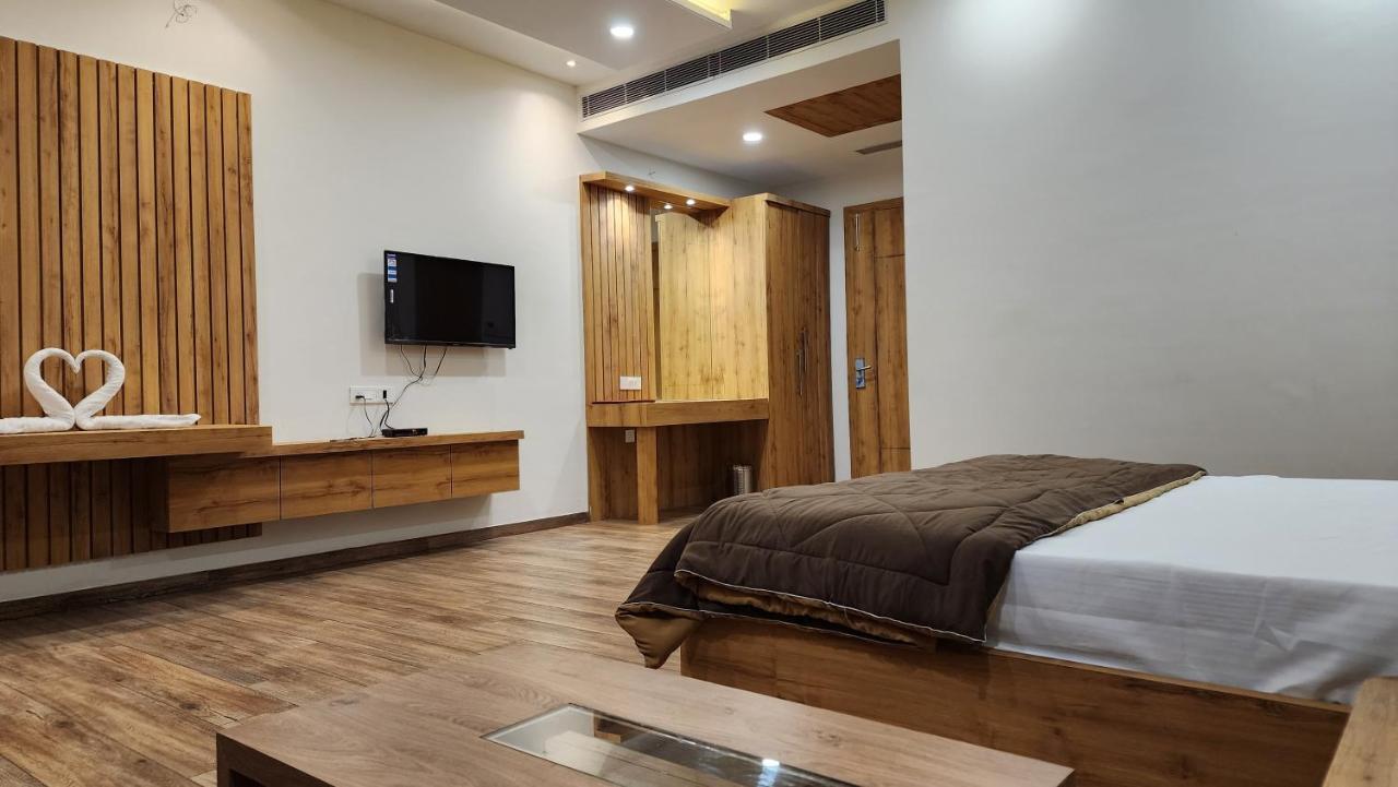 Hotel Aanandam Greens Sehore Exterior foto
