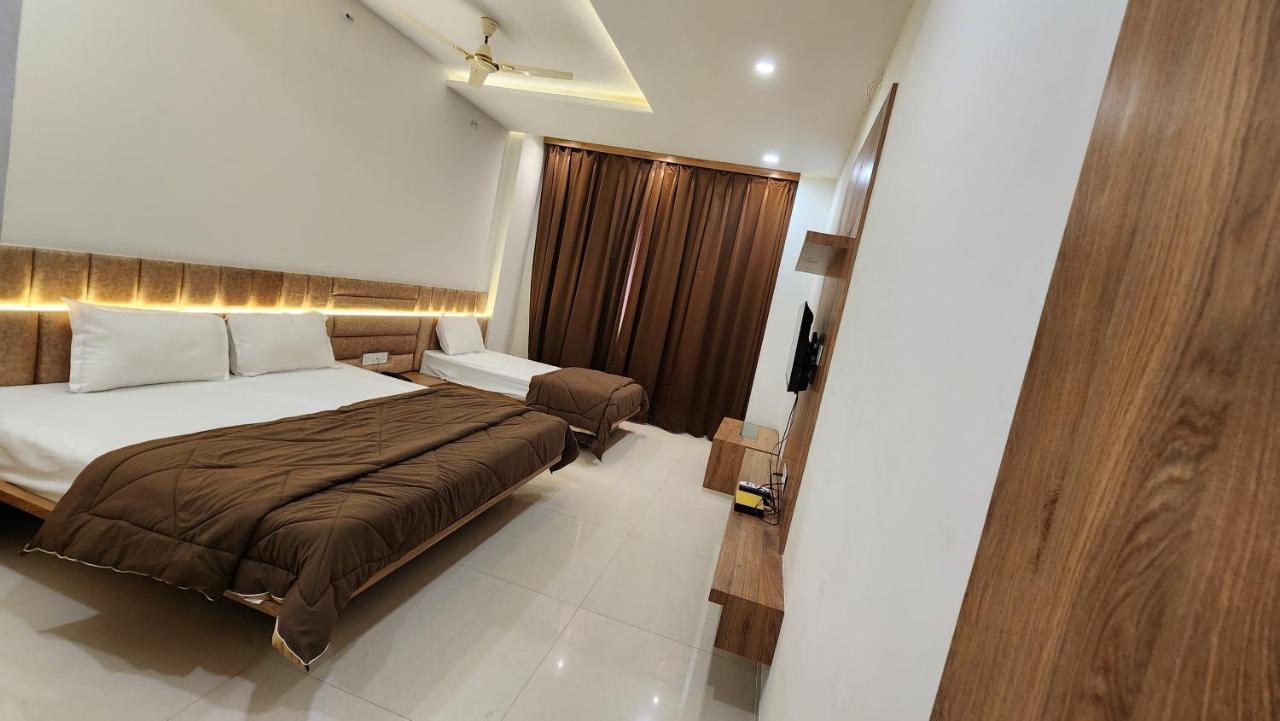 Hotel Aanandam Greens Sehore Exterior foto