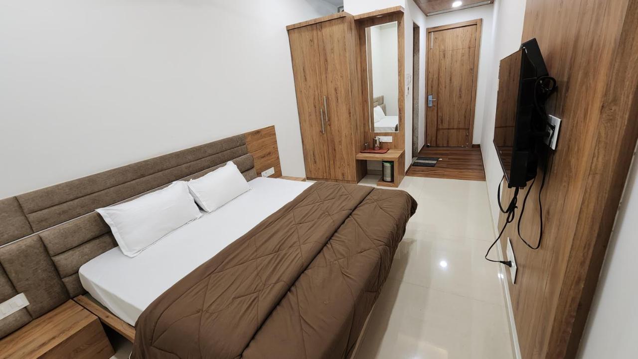 Hotel Aanandam Greens Sehore Exterior foto